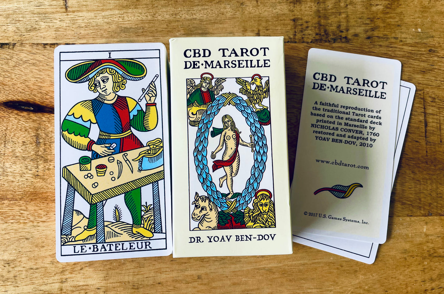 CBD Tarot de Marseille Conver / Yoav ben Dov