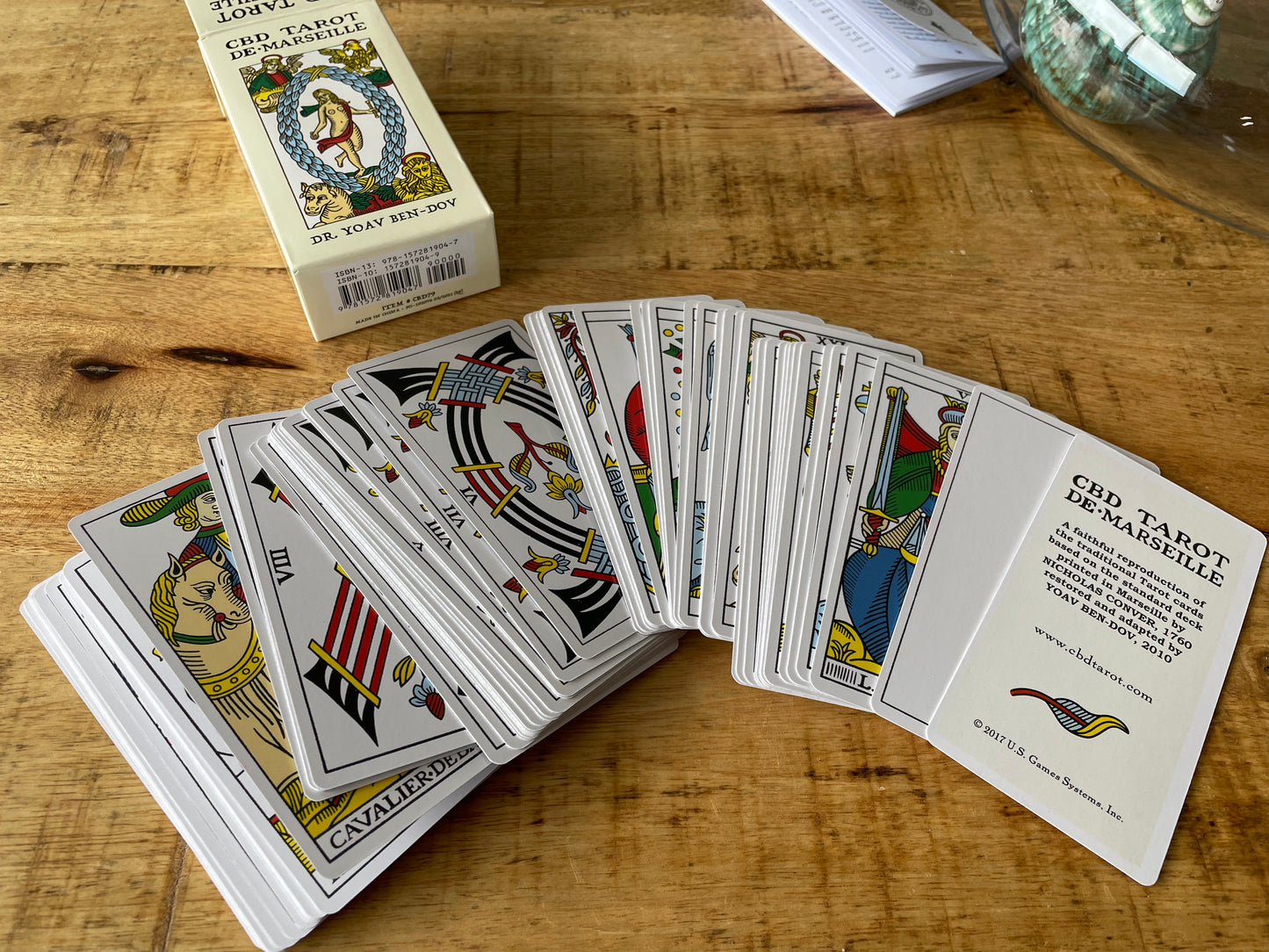 CBD Tarot de Marseille Conver / Yoav ben Dov