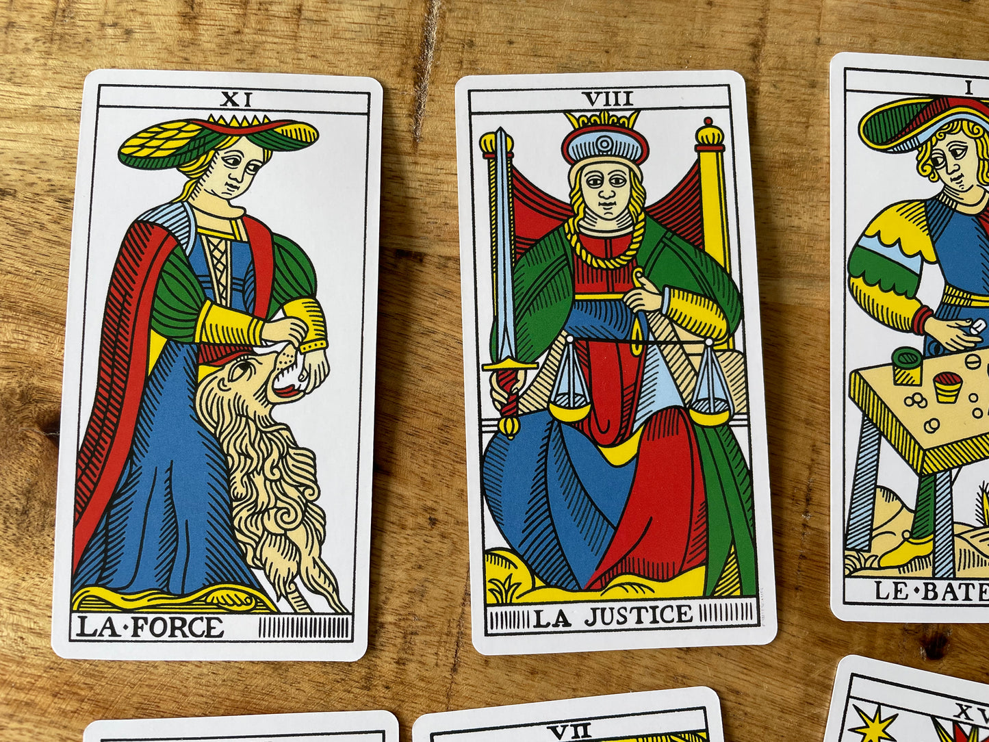 CBD Tarot de Marseille Conver / Yoav ben Dov